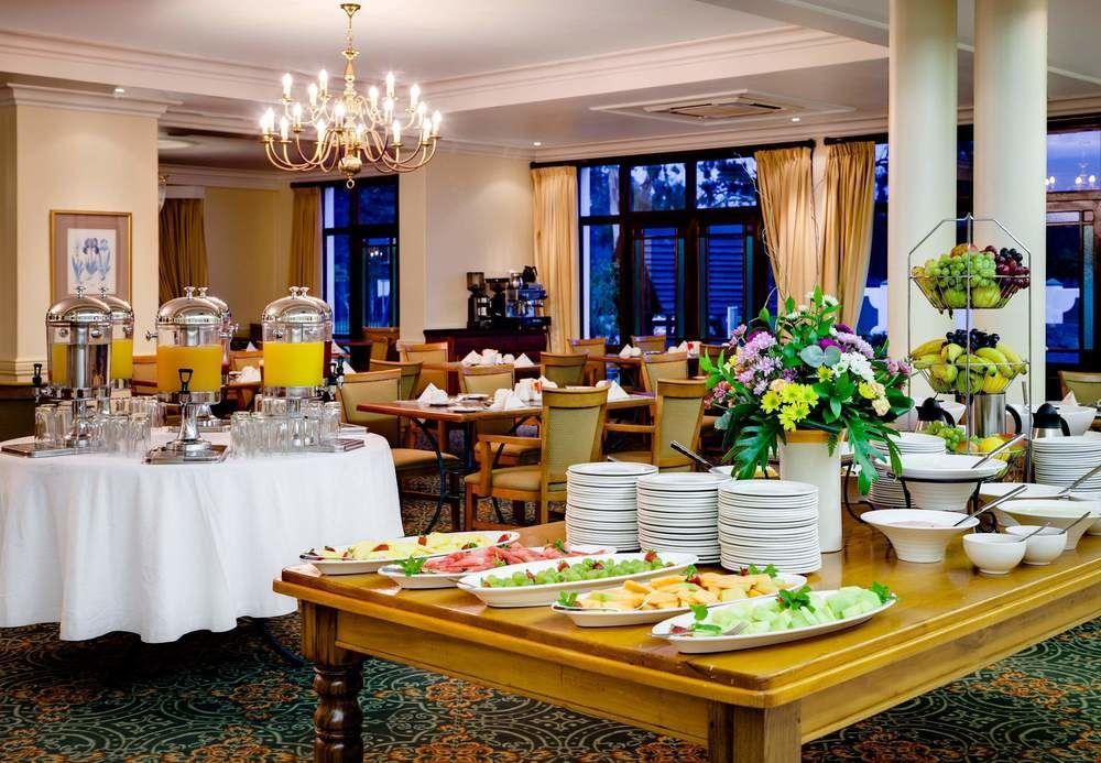 Protea Hotel By Marriott George King George Exterior foto