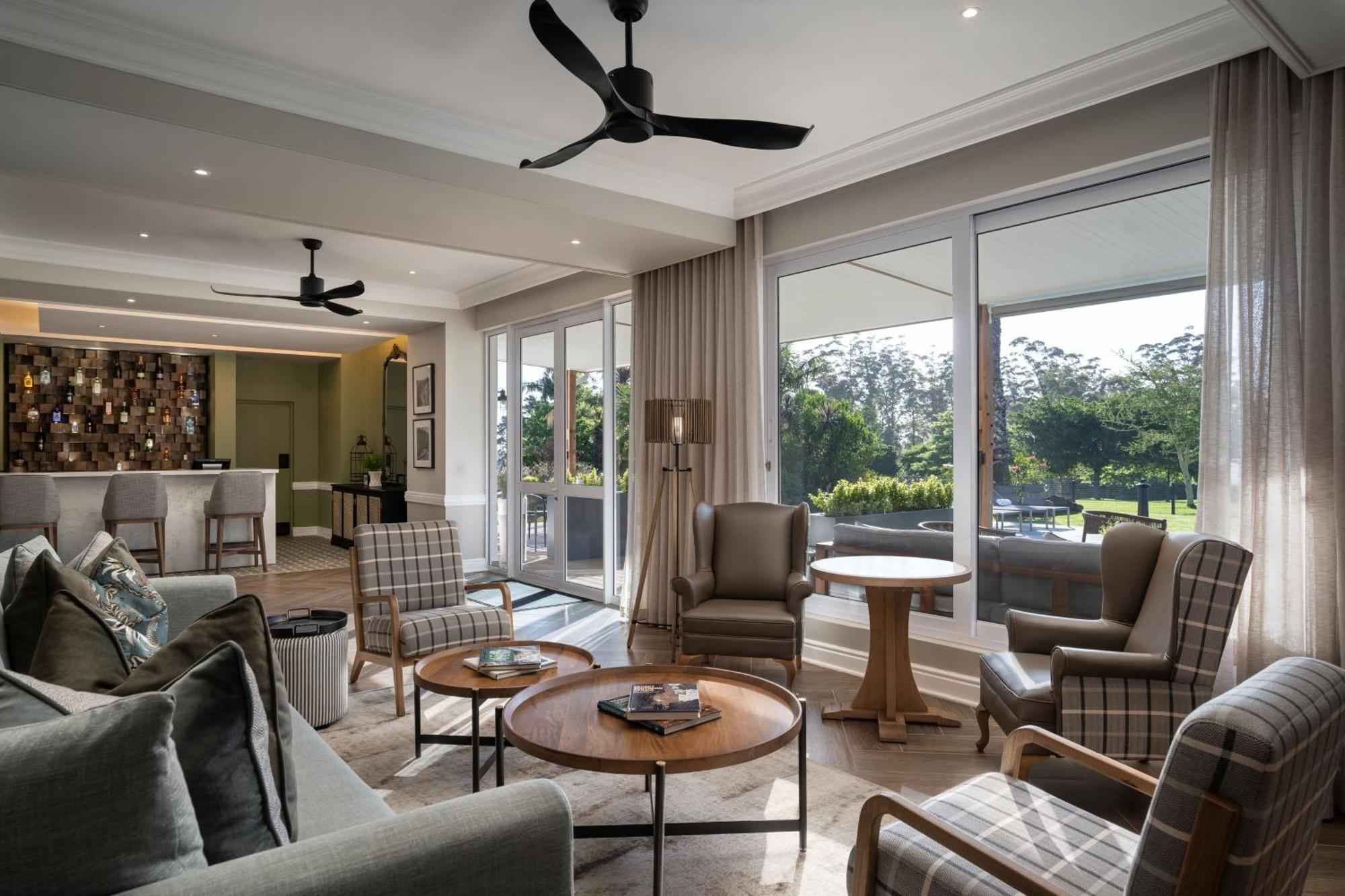 Protea Hotel By Marriott George King George Exterior foto