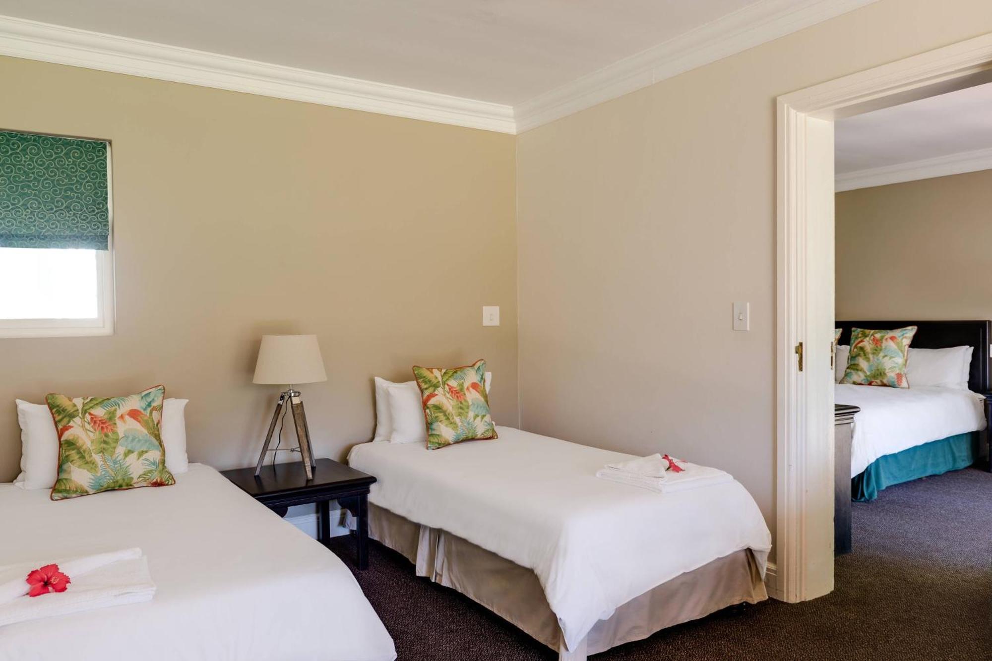 Protea Hotel By Marriott George King George Exterior foto